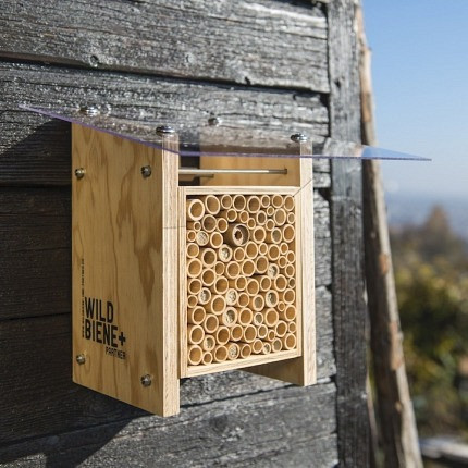 Wildbienenhaus BeeHome Classic